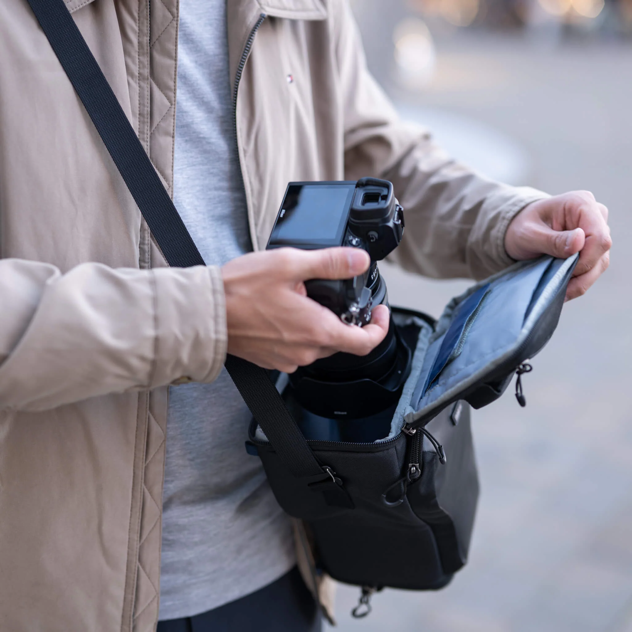 Digital-Holster-Opens-Away_f71bc594-5511-4218-8d44-0dfe14860df4_2048x