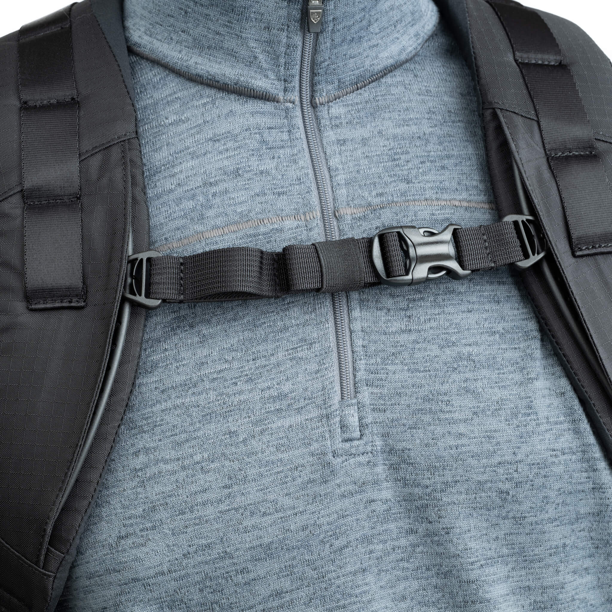 Walker-Pro-30L-24L-16L-Sternum-Strap_43282fcb-cdf9-45cf-94a2-9d4f35932d44_2048x