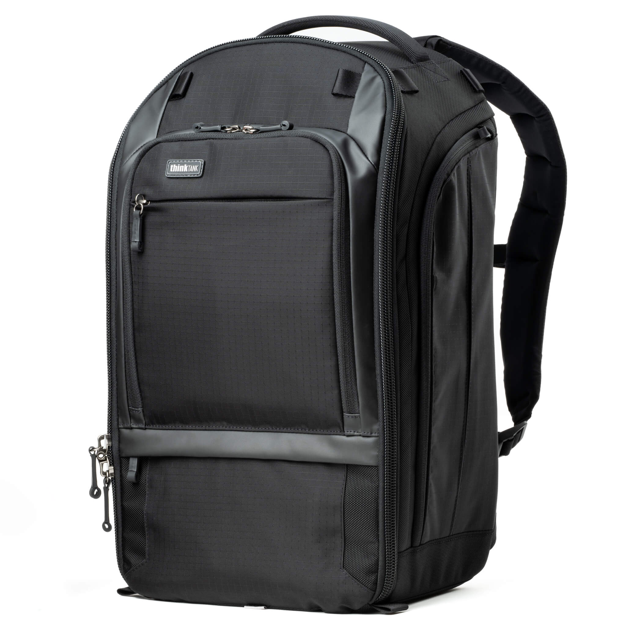 Walker-Pro-30L-Hero-Left_2048x