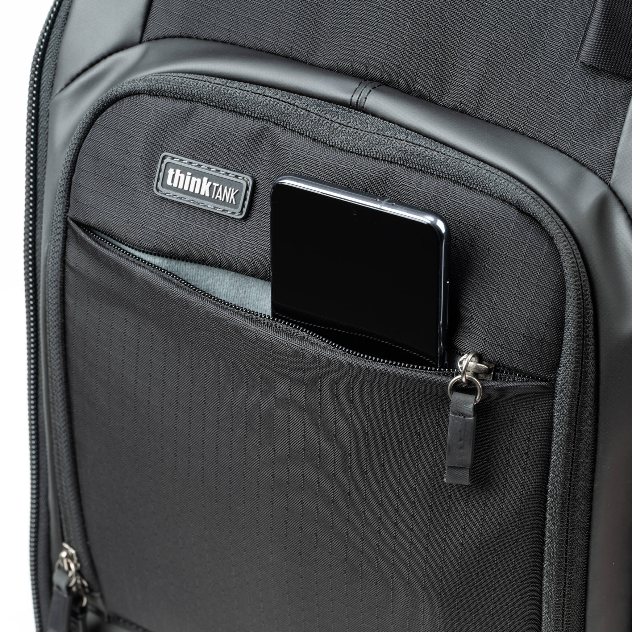 Walker-Pro-30L-Lined-Phone-Pocket_2048x