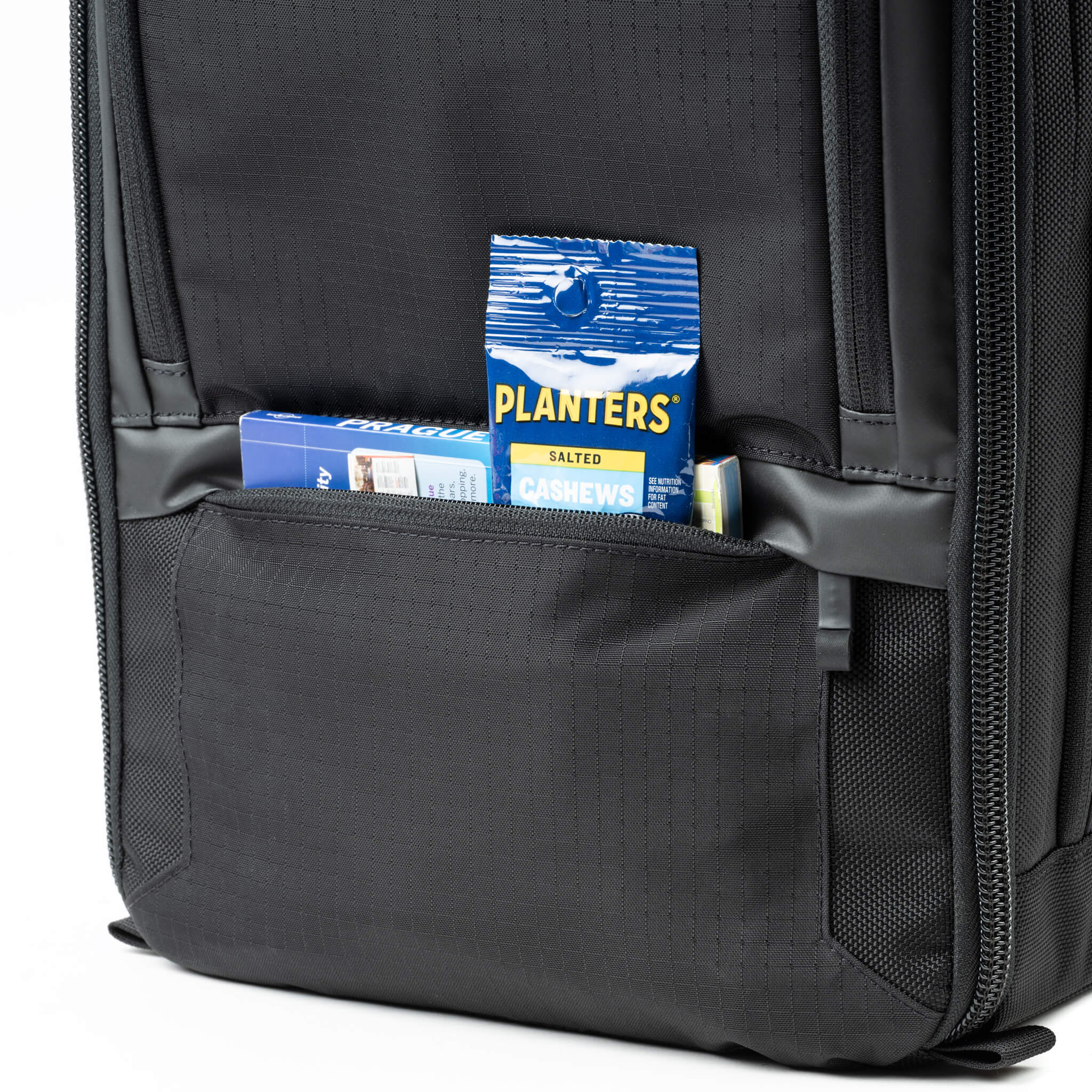 Walker-Pro-30L-Lower-Front-Pocket_2048x